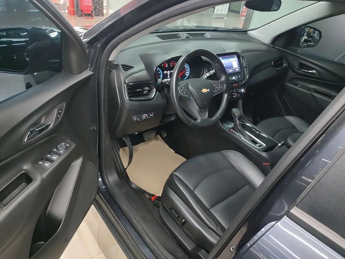Chevrolet Equinox 2021 535T Chijie Edition — миниатюра 18