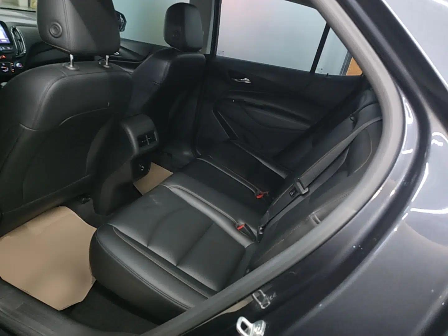 Chevrolet Equinox 2021 535T Chijie Edition — миниатюра 20
