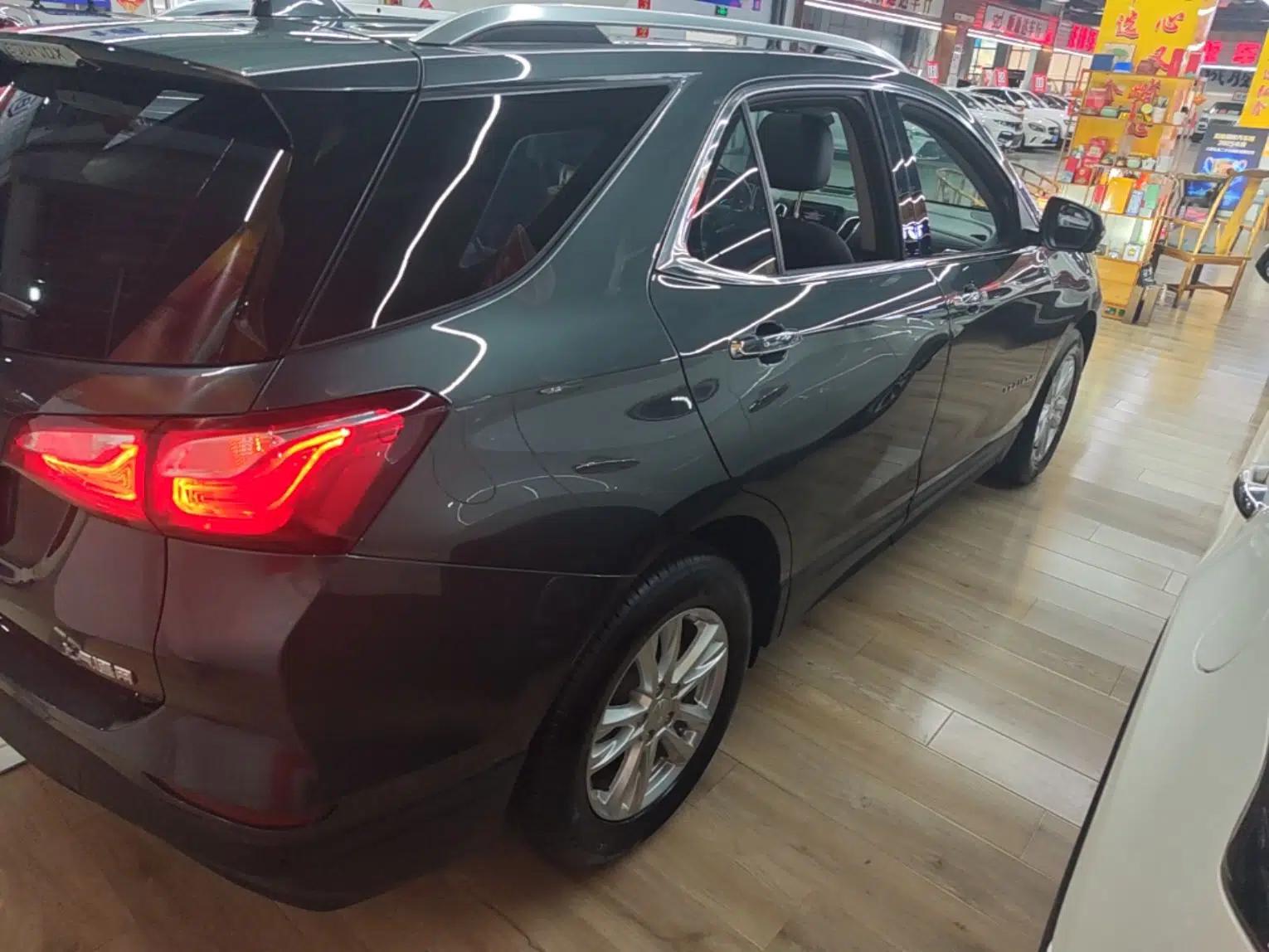 Chevrolet Equinox 2018 535T Automatic YuJie Edition — миниатюра 6