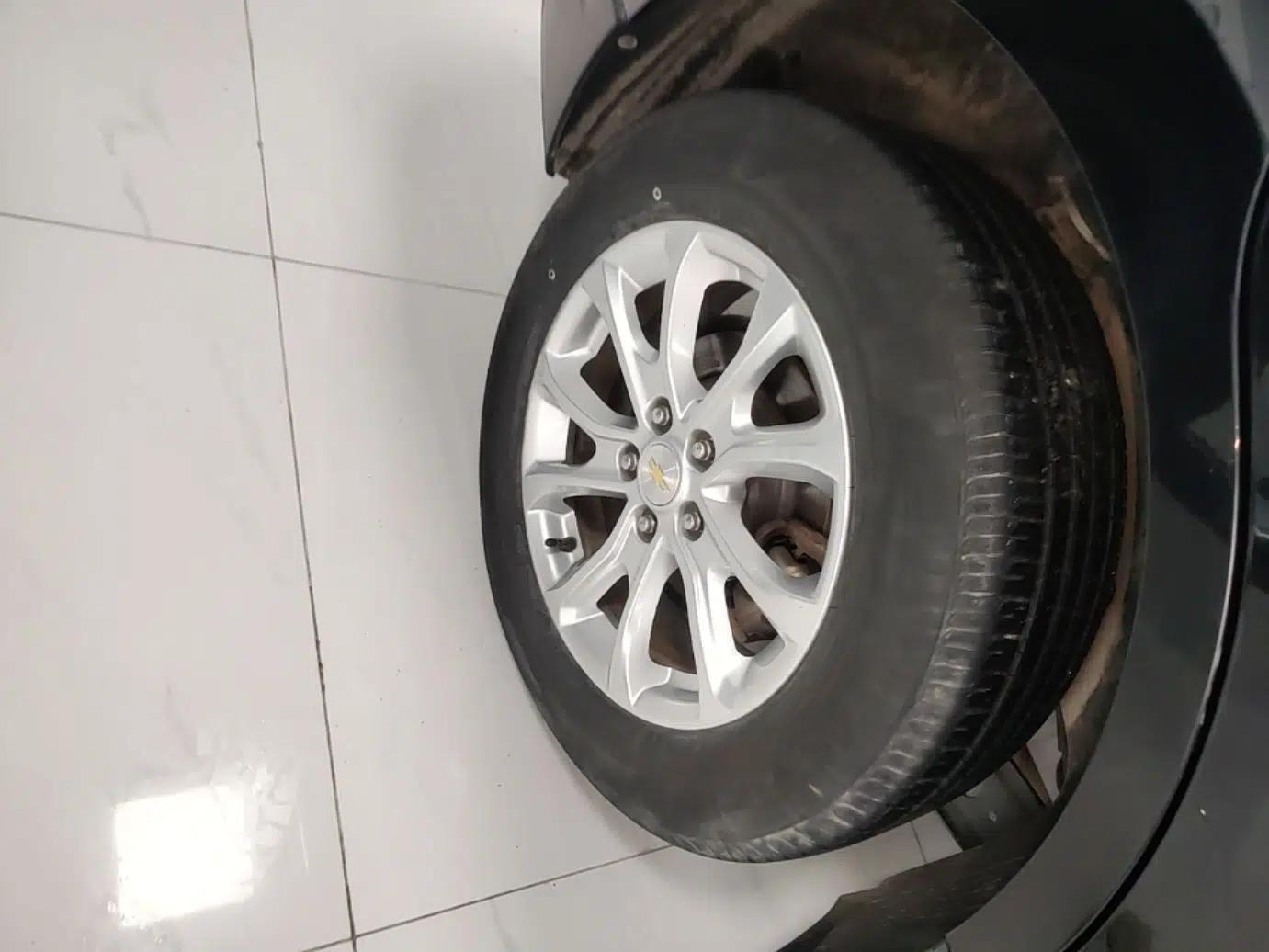 Chevrolet Equinox 2019 535T Automatic Chijie Edition China VI — миниатюра 11