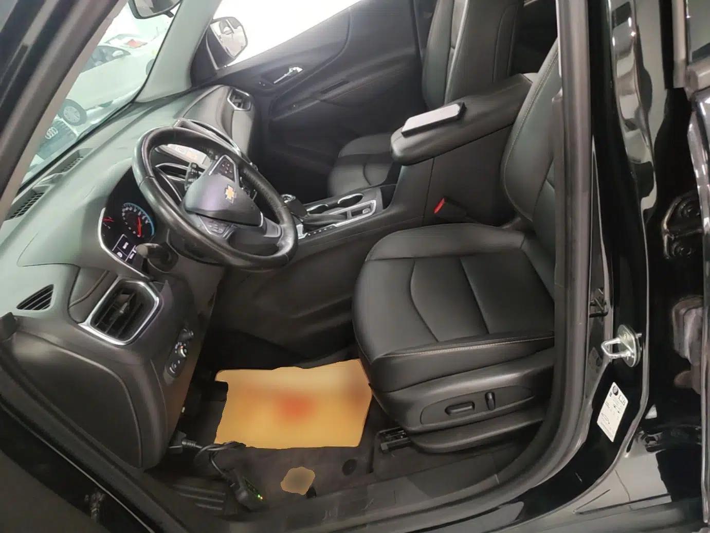 Chevrolet Equinox 2019 535T Automatic Chijie Edition China VI — миниатюра 17