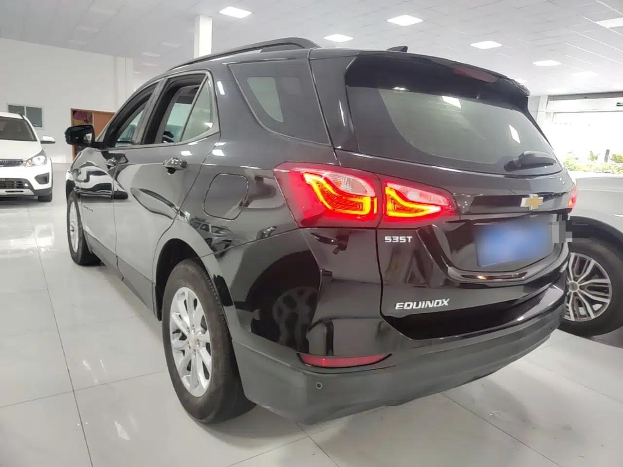 Chevrolet Equinox 2019 535T Automatic Chijie Edition China VI — миниатюра 4