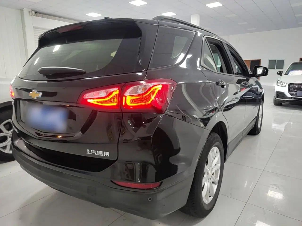 Chevrolet Equinox 2019 535T Automatic Chijie Edition China VI — миниатюра 6