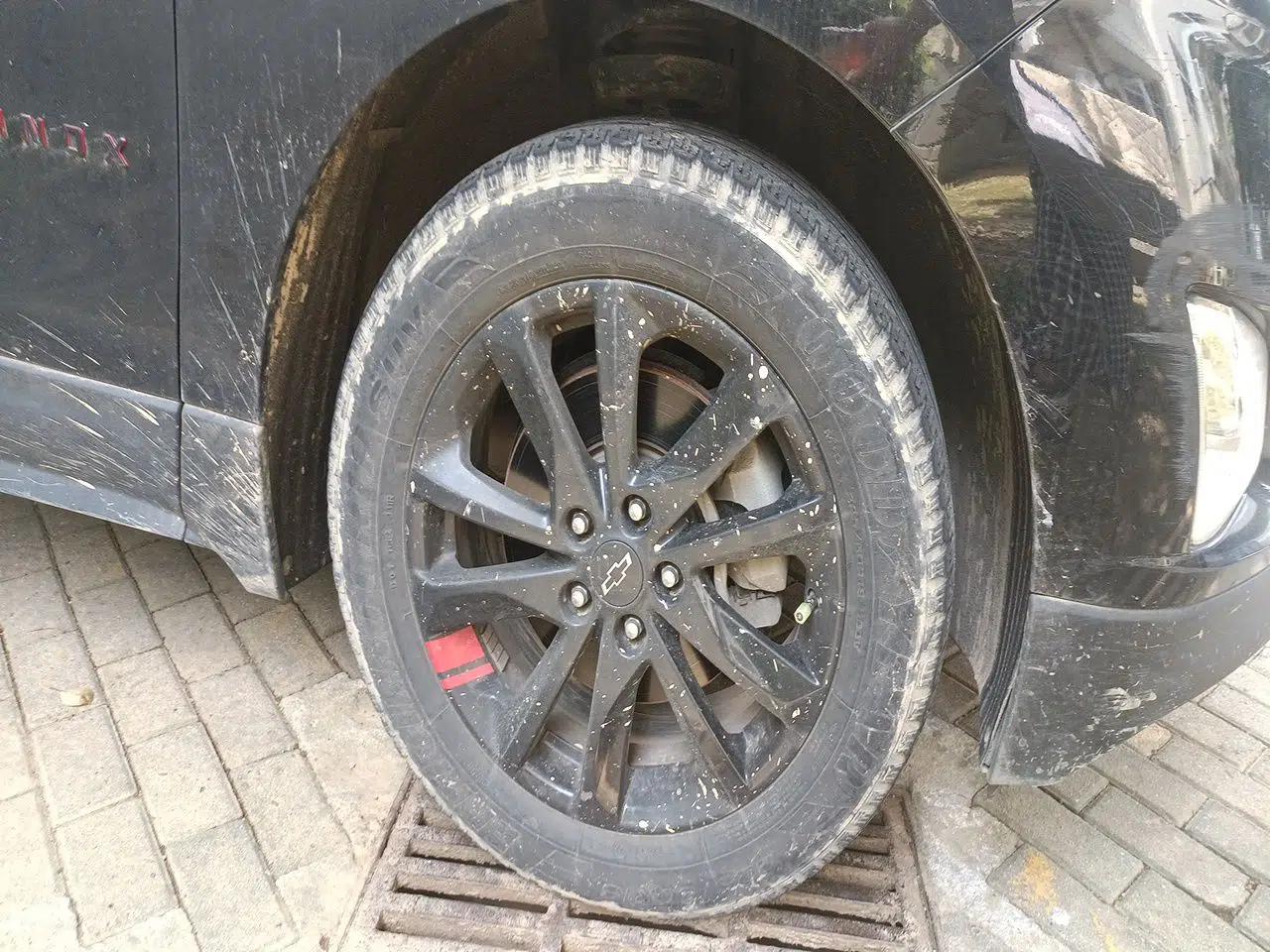 Chevrolet Equinox 2019 Redline 550T Automatic All-Wheel-Drive RS Model China VI Standard — миниатюра 8