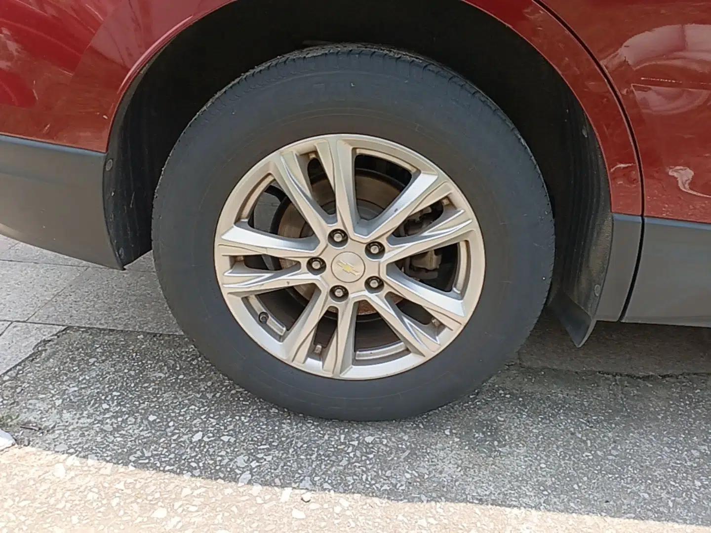 Chevrolet Equinox 2017 535T Automatic YuJie Edition — миниатюра 11
