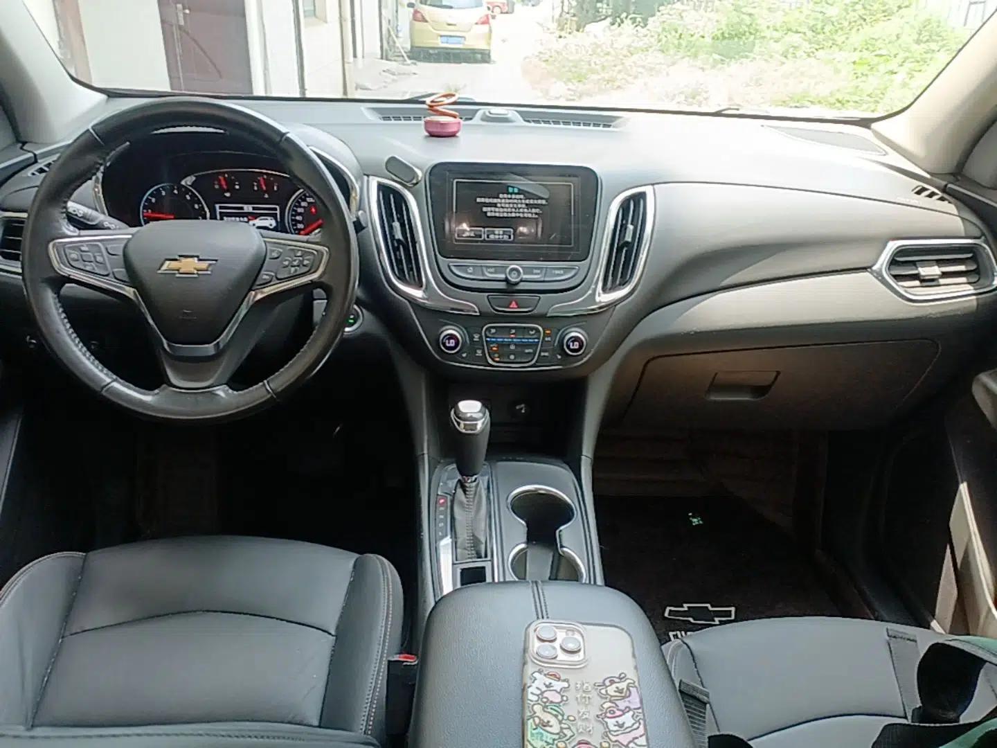 Chevrolet Equinox 2017 535T Automatic YuJie Edition — миниатюра 12