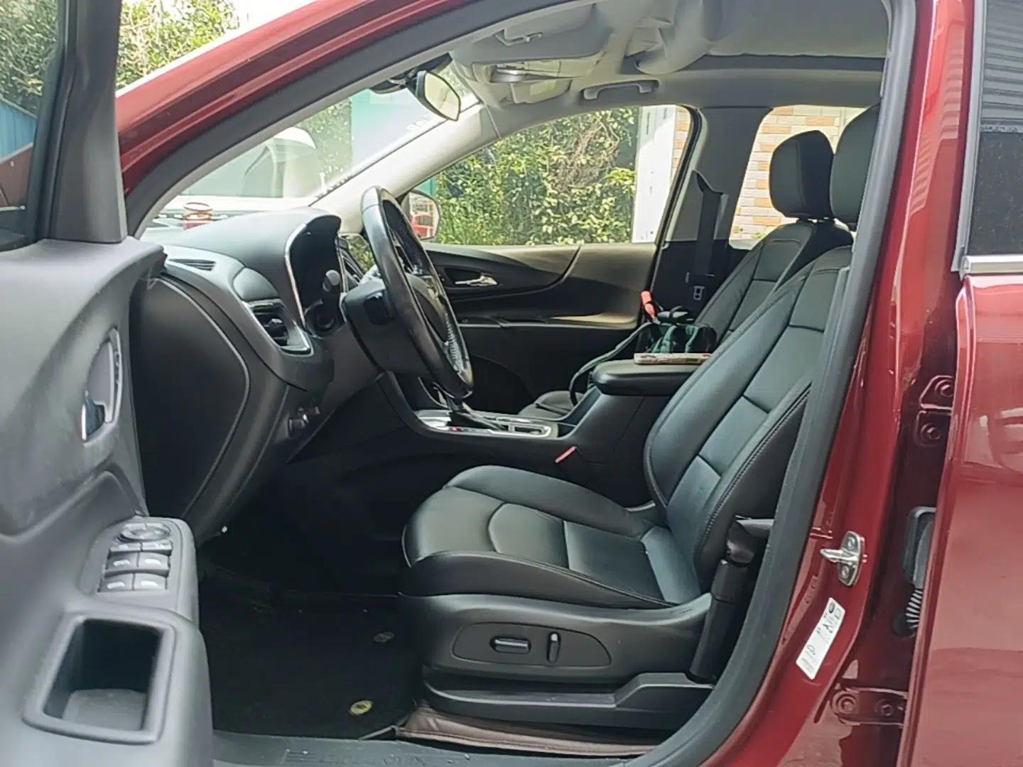 Chevrolet Equinox 2017 535T Automatic YuJie Edition — миниатюра 18