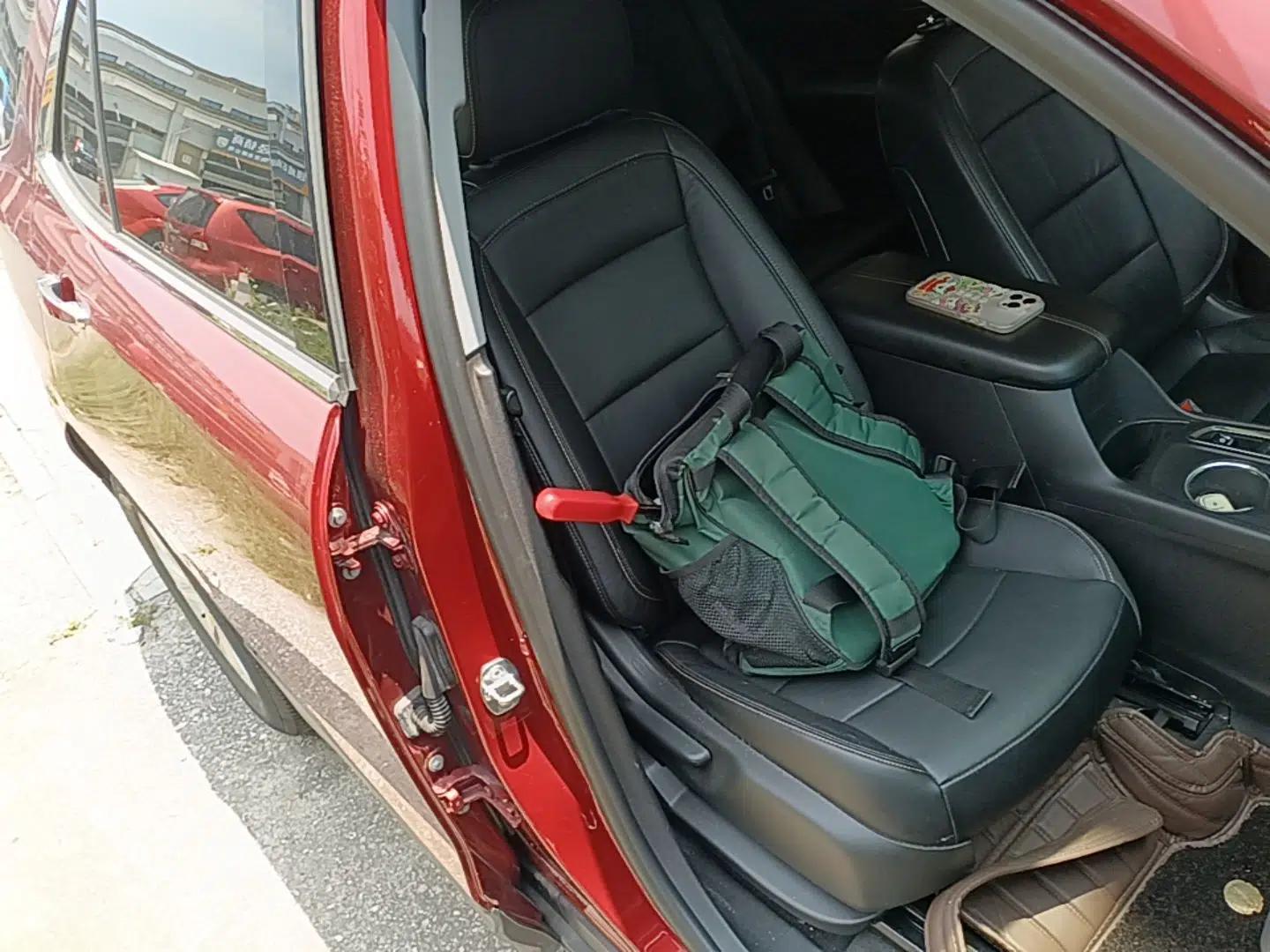 Chevrolet Equinox 2017 535T Automatic YuJie Edition — миниатюра 19