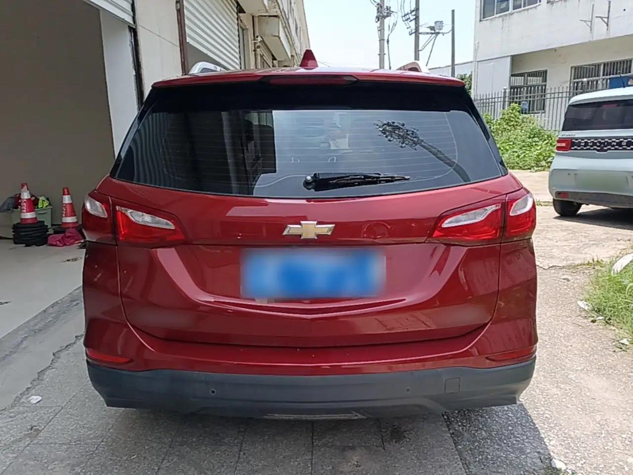 Chevrolet Equinox 2017 535T Automatic YuJie Edition — миниатюра 5