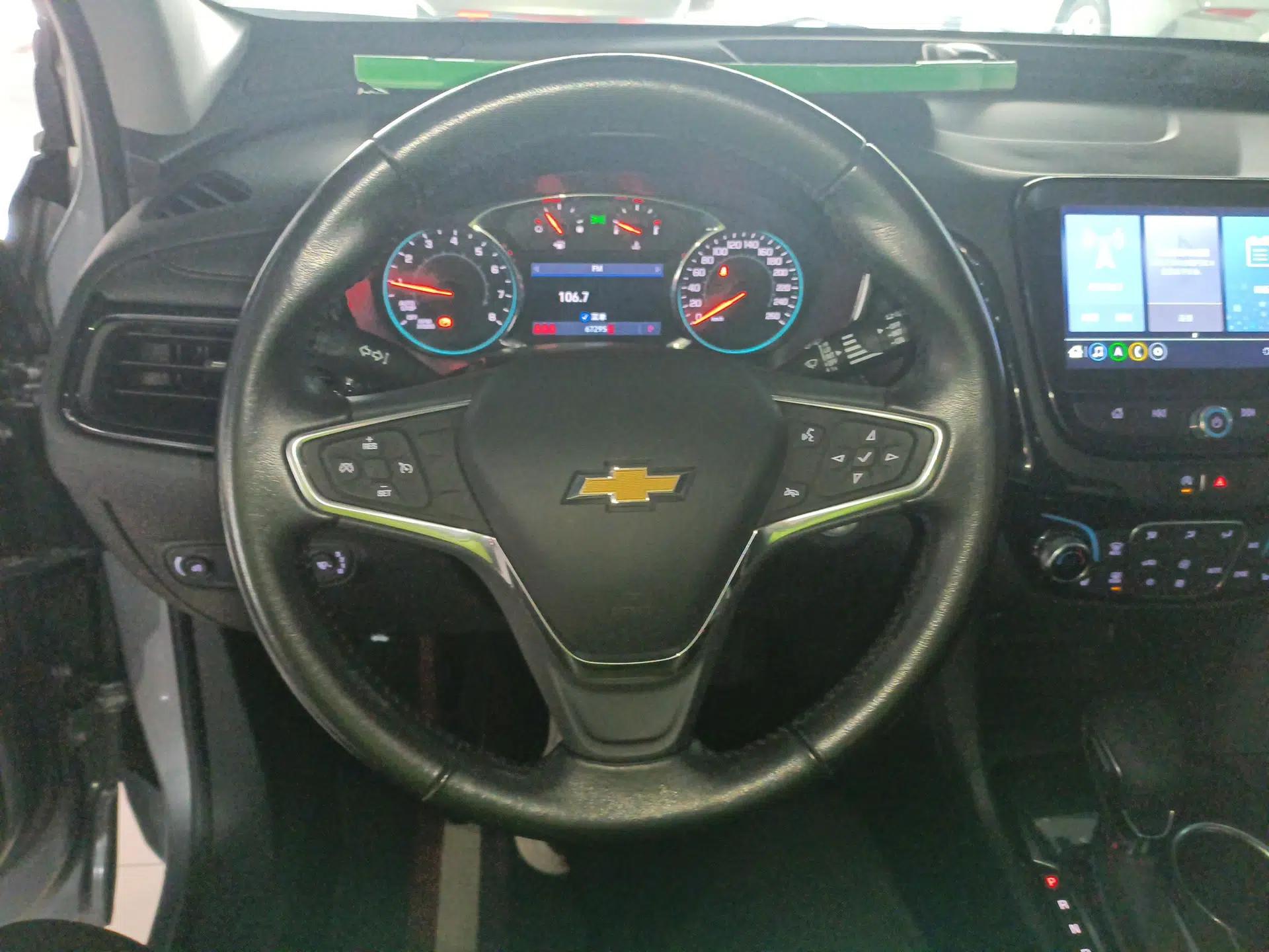 Chevrolet Equinox 2021 535T Yujie Edition — миниатюра 12