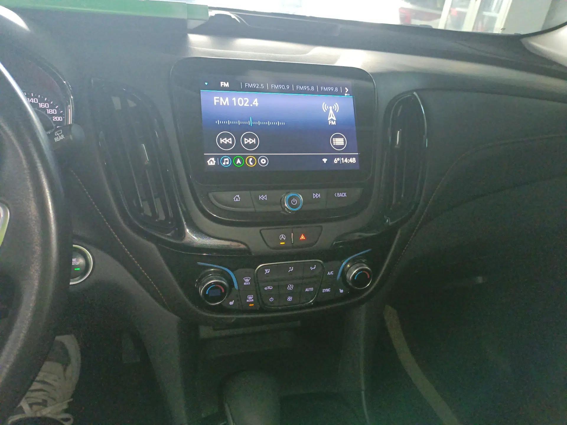 Chevrolet Equinox 2021 535T Yujie Edition — миниатюра 14
