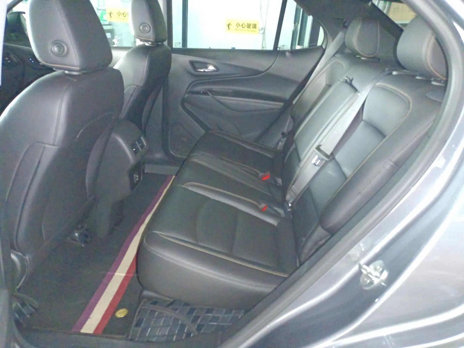 Chevrolet Equinox 2021 535T Yujie Edition — миниатюра 23