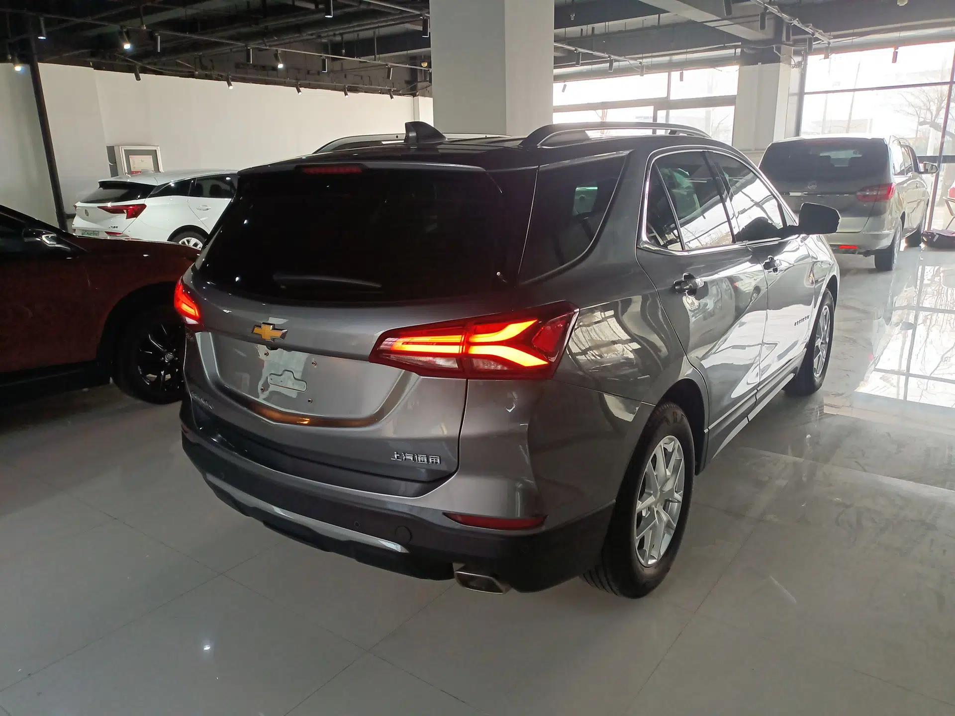 Chevrolet Equinox 2021 535T Yujie Edition — миниатюра 8