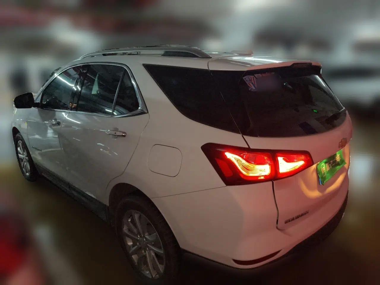 Chevrolet Equinox 2018 550T Automatic All-Wheel-Drive Boundary Edition — миниатюра 4