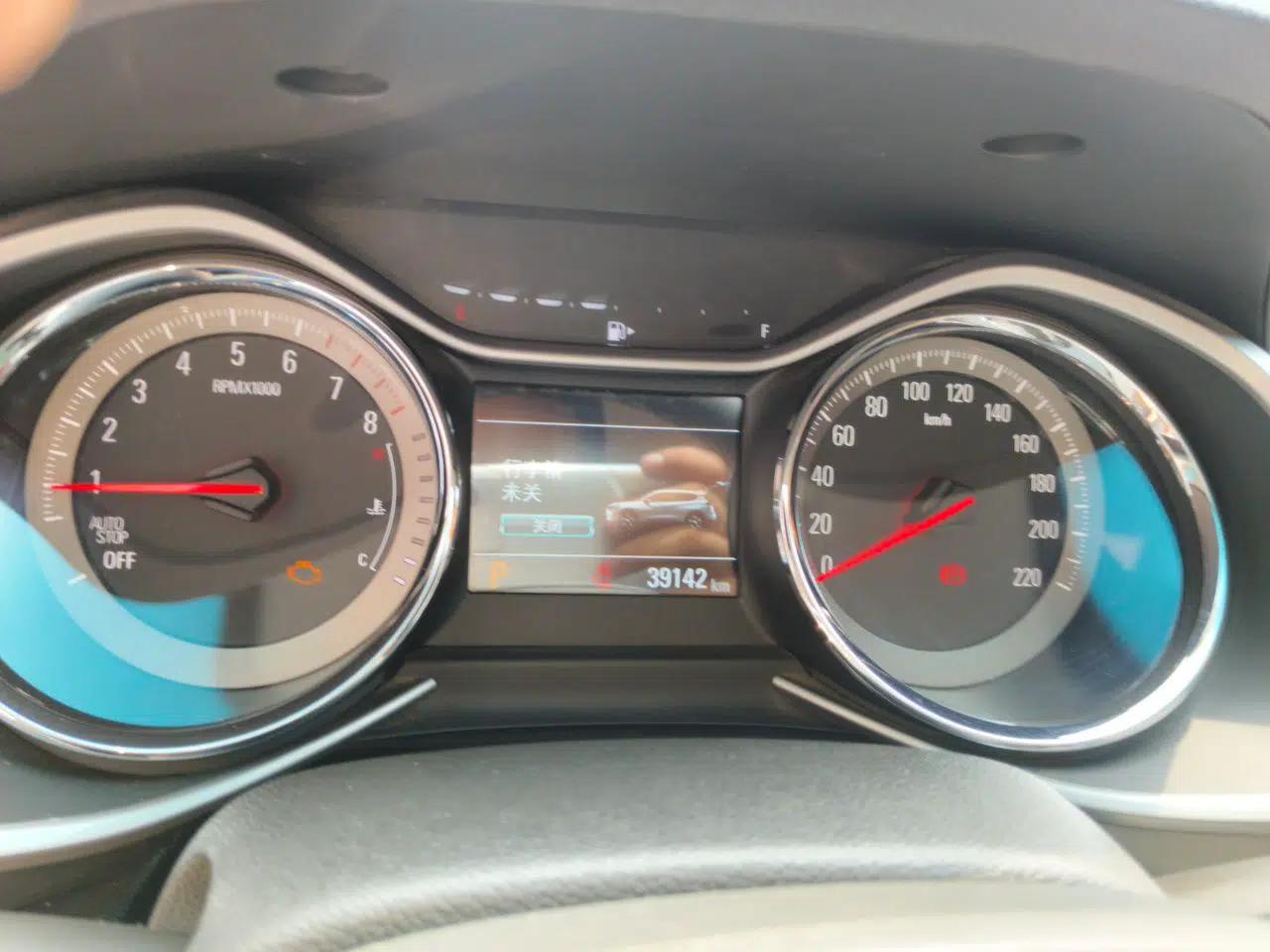 Chevrolet Orlando 2020 Mild Hybrid 530T Automatic Enjoyment Edition (5+2 Models) — миниатюра 8
