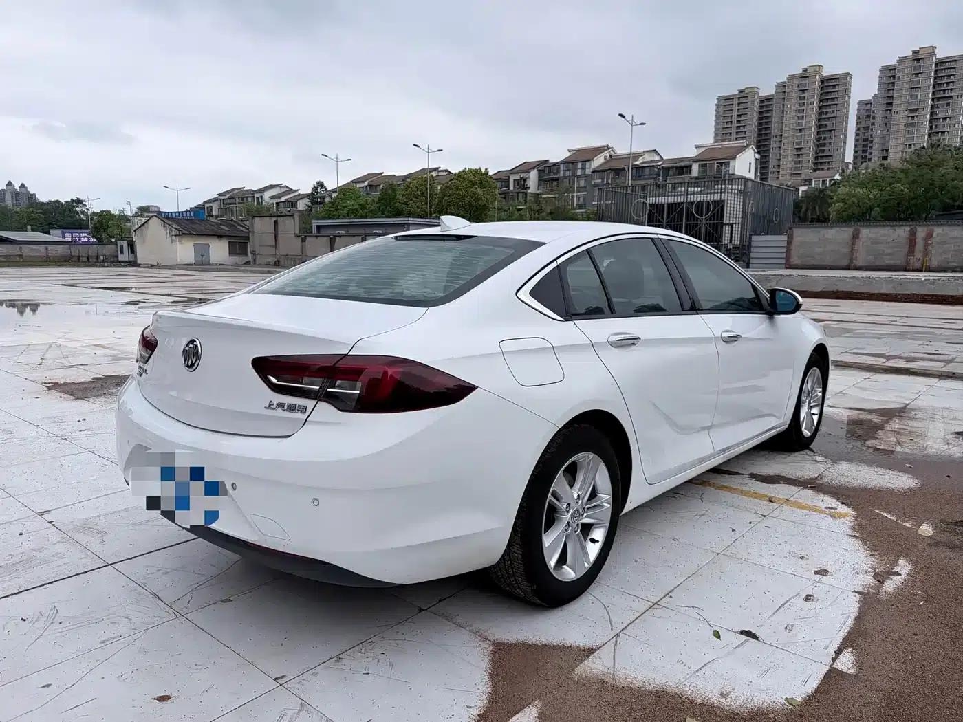 Buick Regal 2017 20T Elite — миниатюра 7
