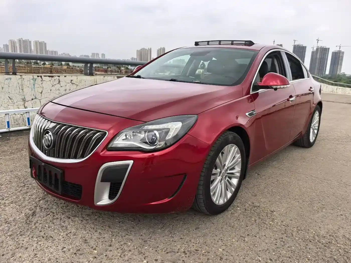 Buick Regal 2015 GS 2.0T Luxury Sport Edition — миниатюра 1