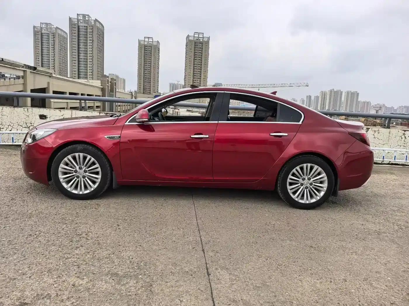 Buick Regal 2015 GS 2.0T Luxury Sport Edition — миниатюра 3