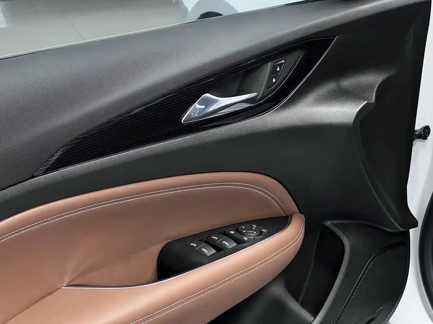 Buick Regal 2017 28T Premium — миниатюра 14