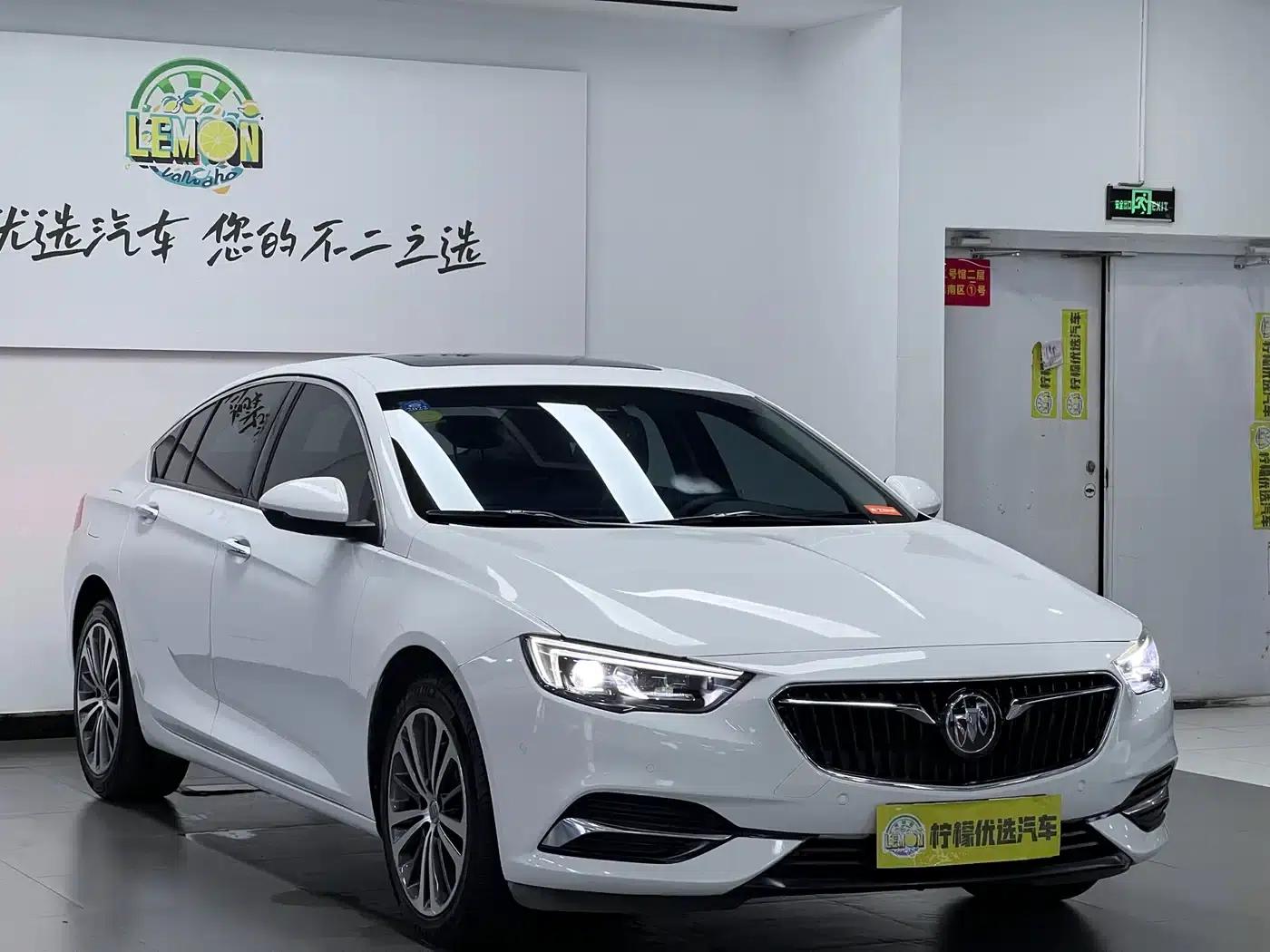 Buick Regal 2017 28T Premium — миниатюра 3
