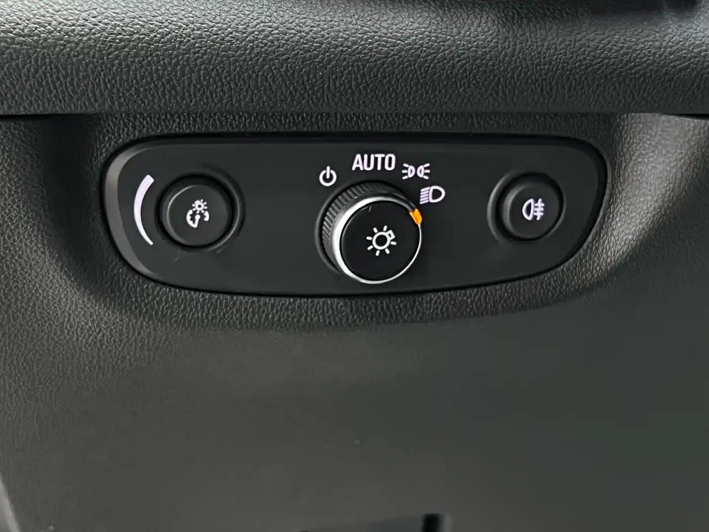 Buick Regal 2017 28T Premium — миниатюра 37