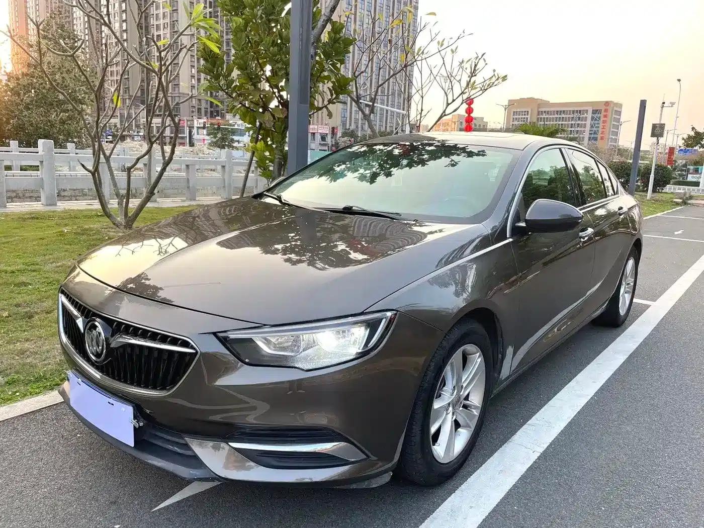 Buick Regal 2017 20T Elite — миниатюра 1