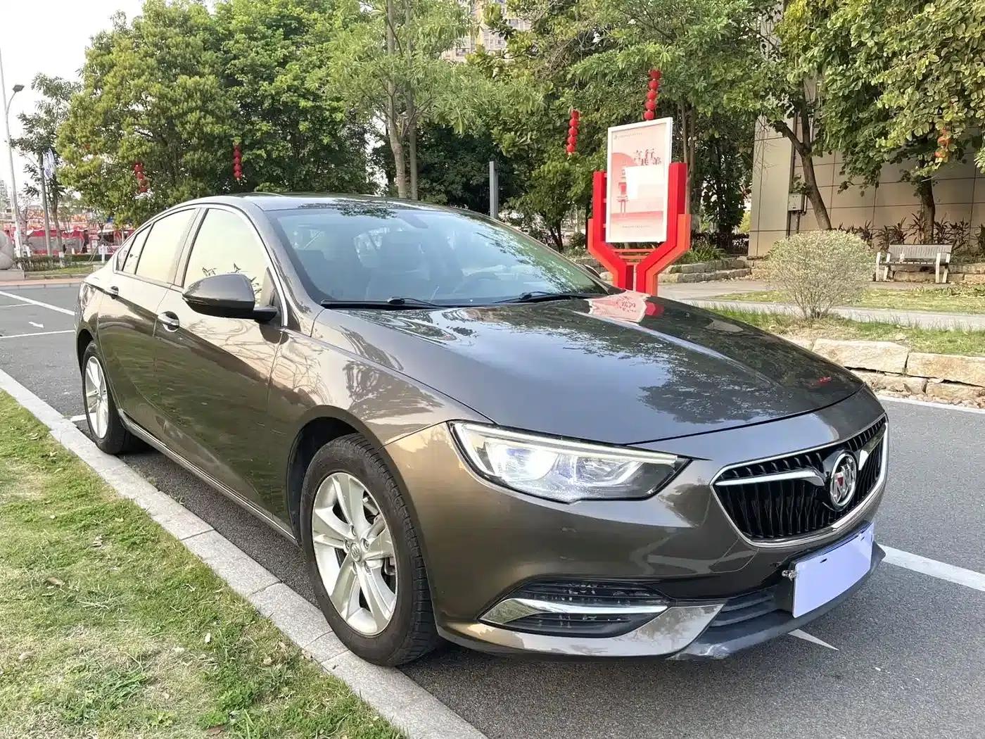 Buick Regal 2017 20T Elite — миниатюра 2