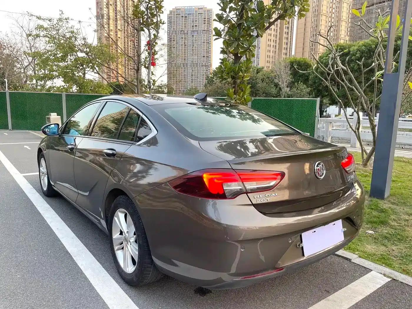 Buick Regal 2017 20T Elite — миниатюра 4