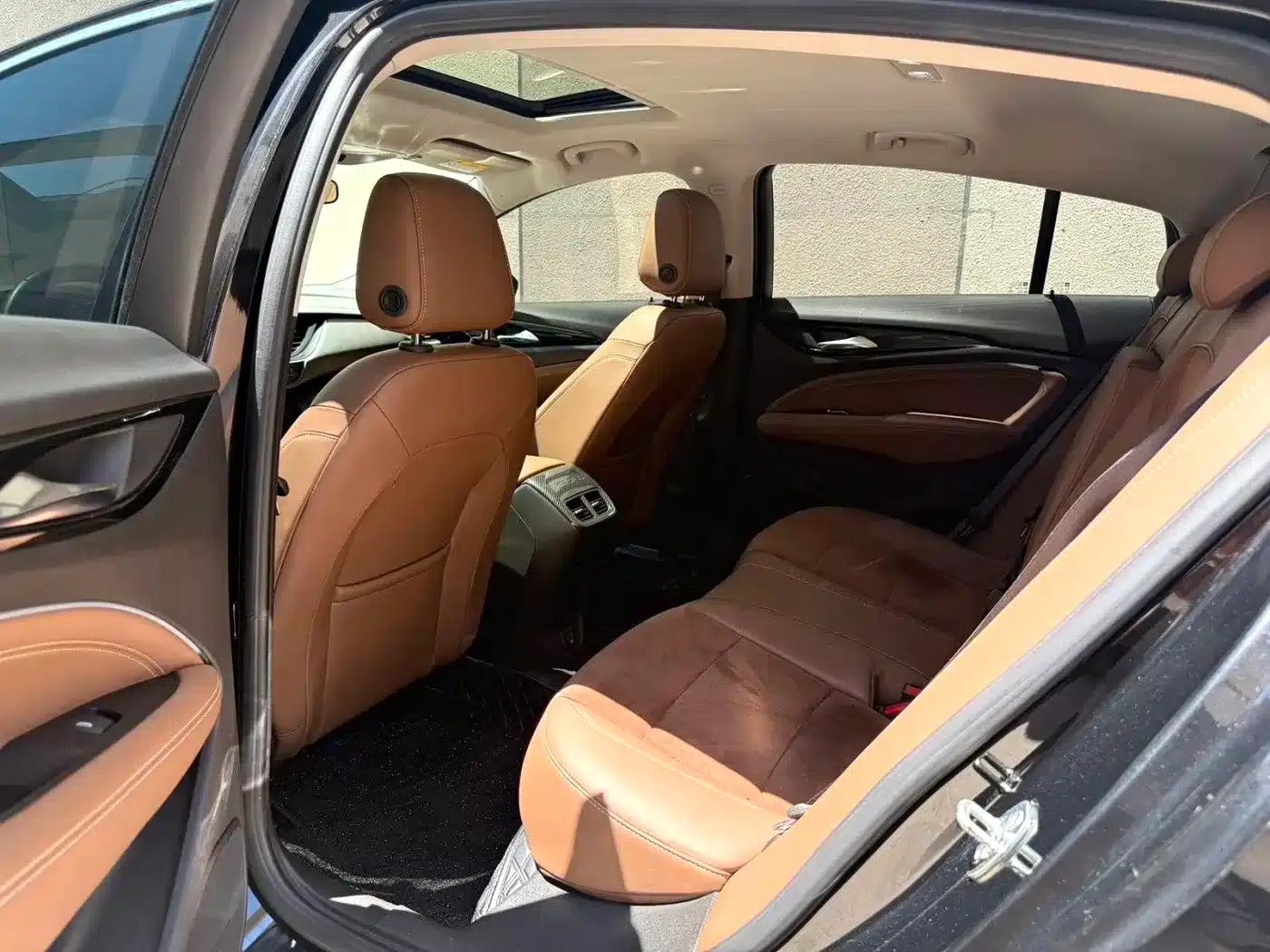 Buick Regal 2017 20T Elite — миниатюра 6