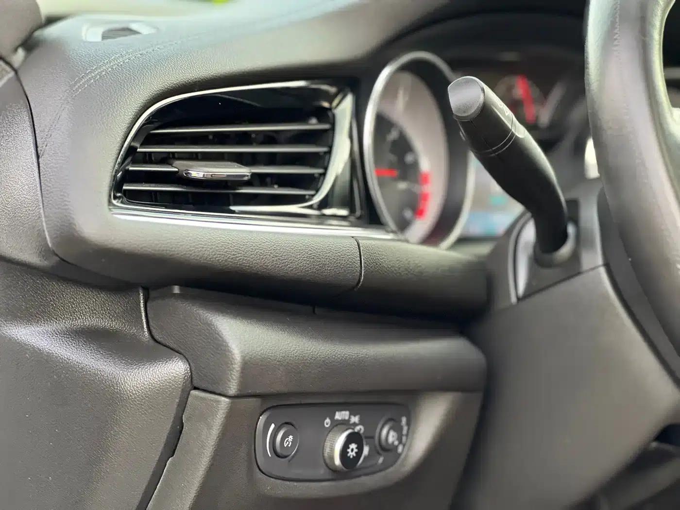 Buick Regal 2019 20T Elite Edition (China VI Emission Standard) — миниатюра 21