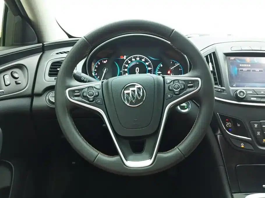 Buick Regal 2015 1.6T Elite Technology Edition — миниатюра 15