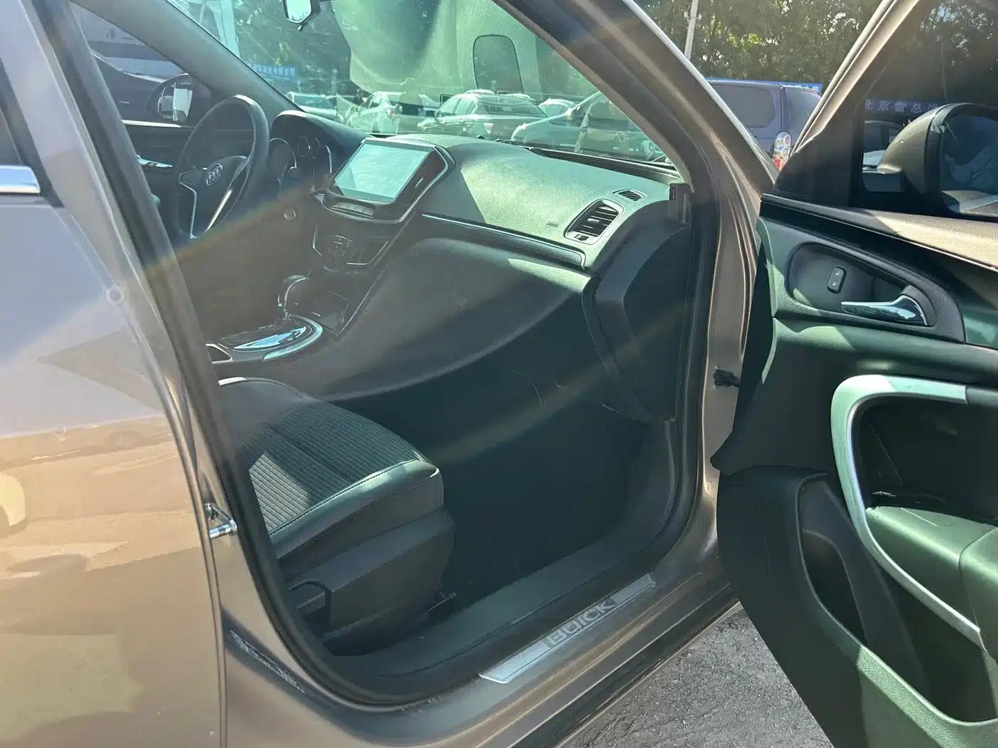 Buick Regal 2015 1.6T Advanced Technology Edition — миниатюра 21