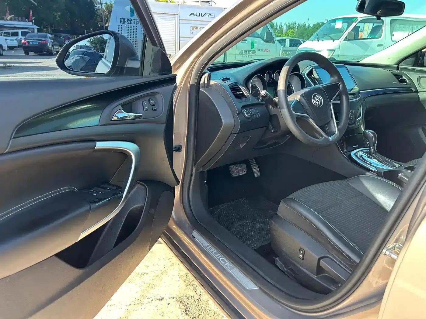 Buick Regal 2015 1.6T Advanced Technology Edition — миниатюра 8