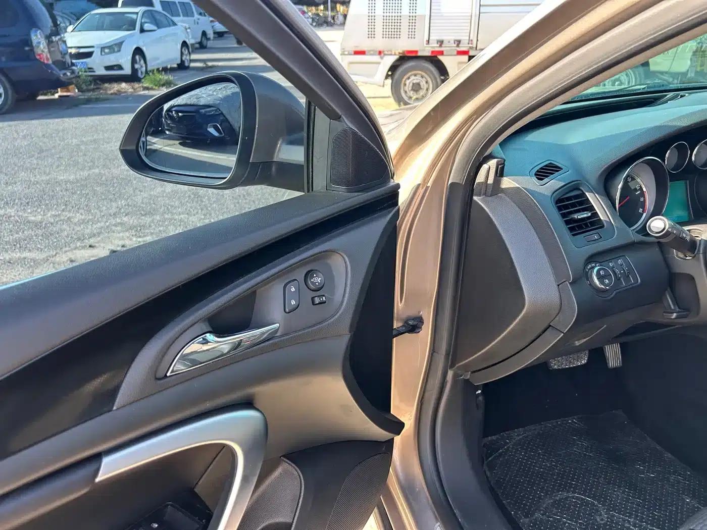 Buick Regal 2015 1.6T Advanced Technology Edition — миниатюра 9
