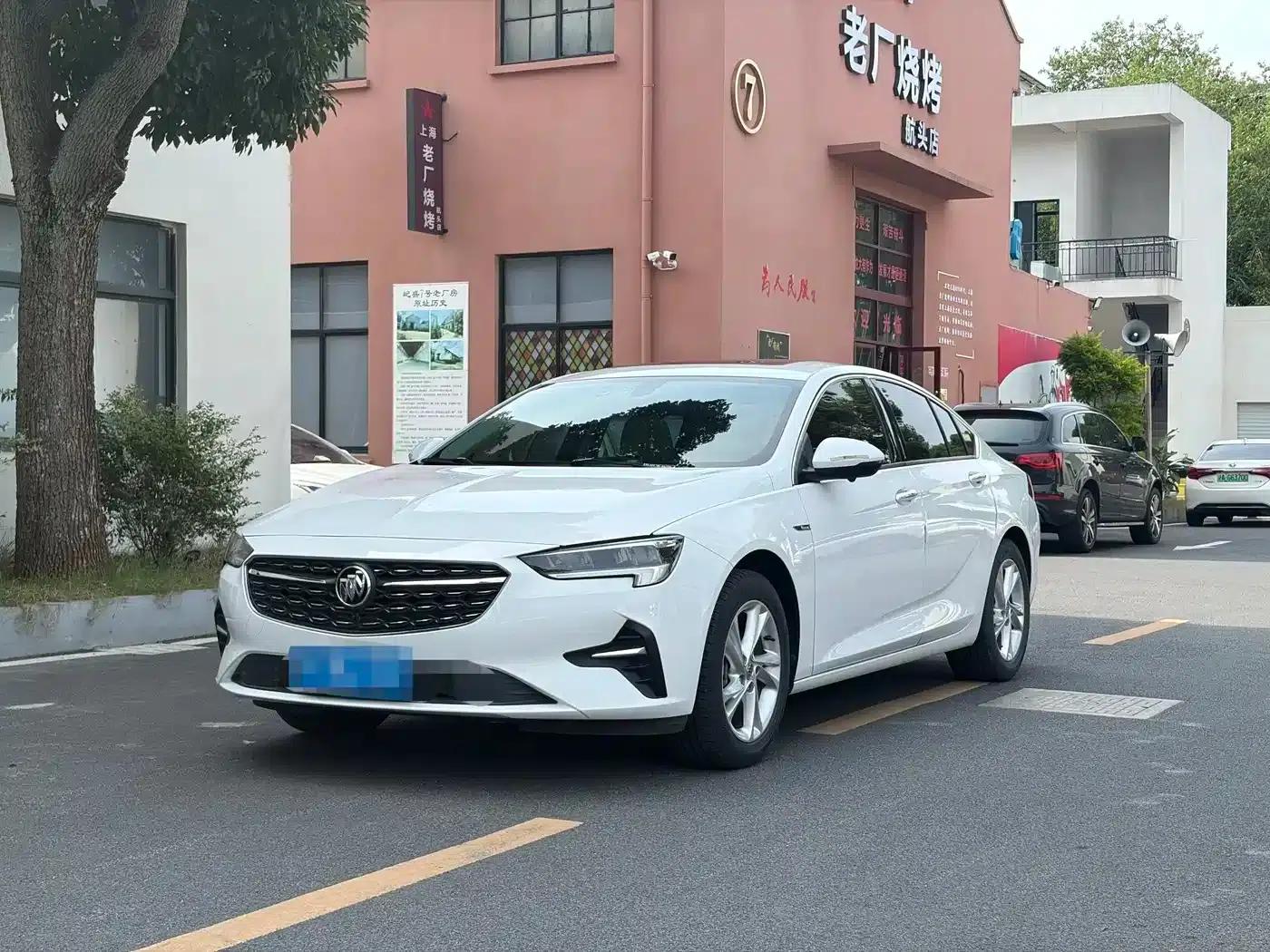 Buick Regal 2020 552T Elite — миниатюра 1
