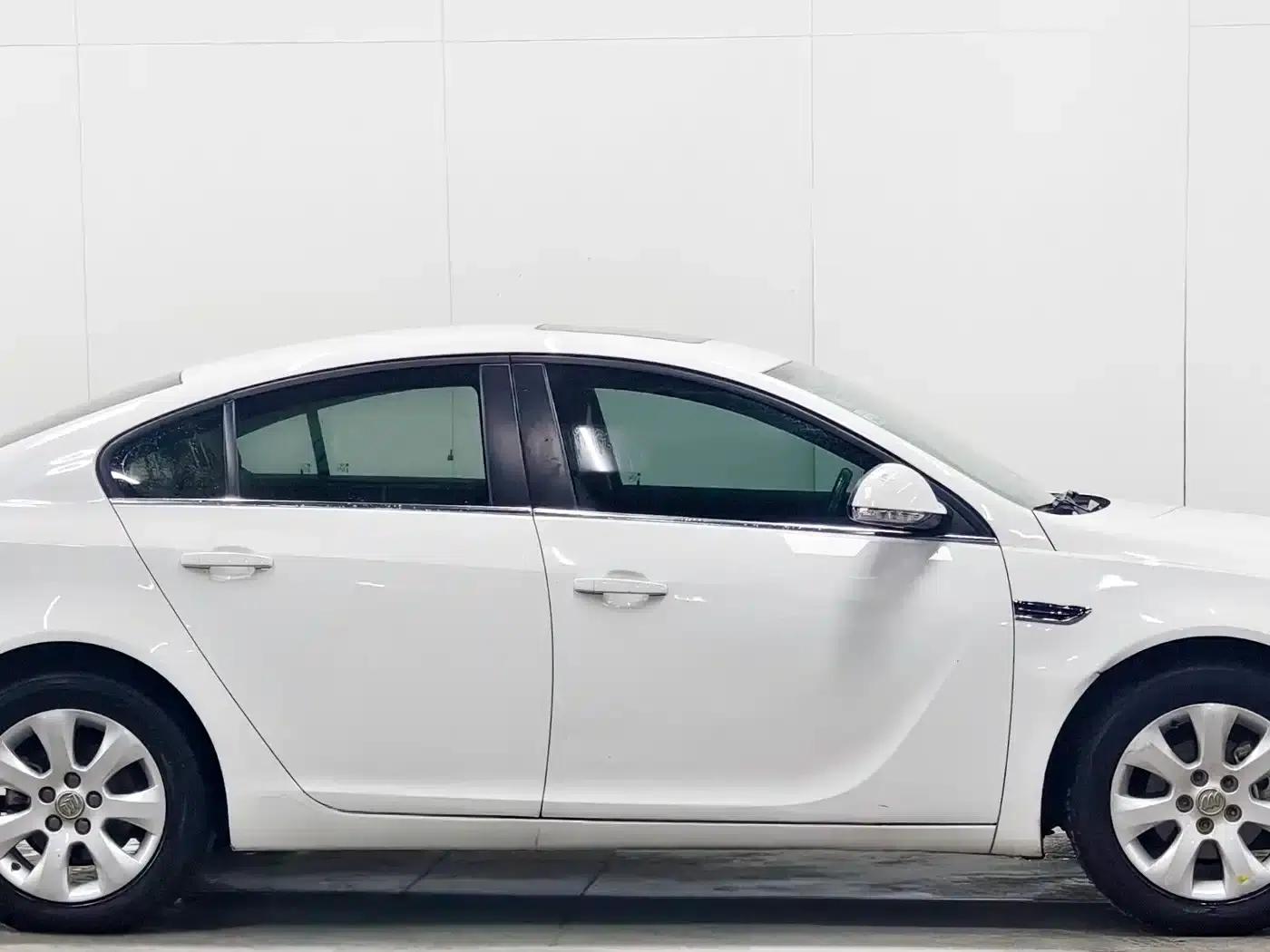 Buick Regal 2014 2.0L Leading Fashion Edition — миниатюра 8