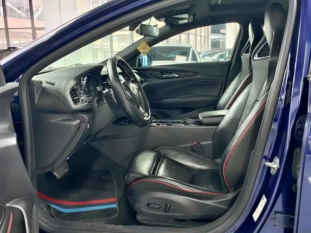 Buick Regal 2020 GS 28T Elite — миниатюра 4