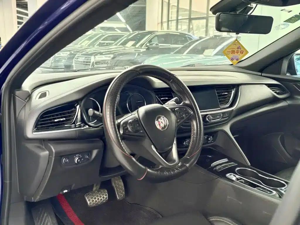 Buick Regal 2020 GS 28T Elite — миниатюра 5