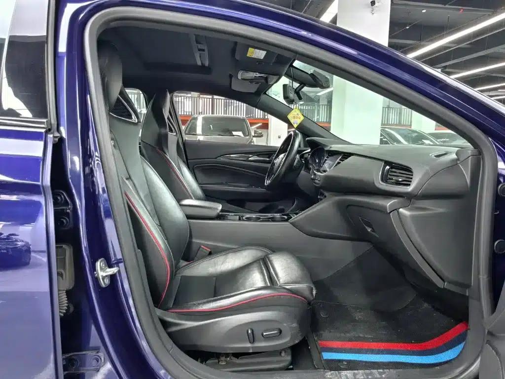 Buick Regal 2020 GS 28T Elite — миниатюра 9
