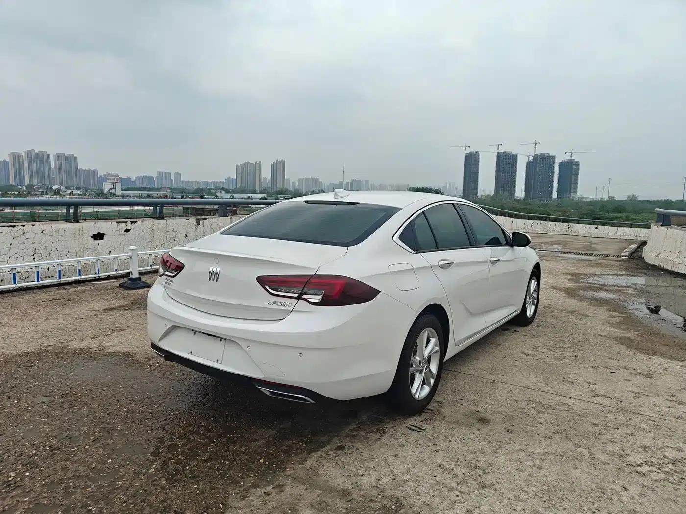 Buick Regal 2024 25T Premium Edition — миниатюра 6