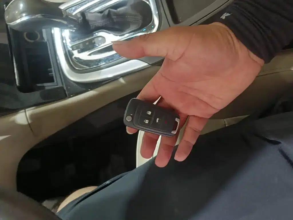 Buick Regal 2014 2.0L Elite Fashion Edition — миниатюра 9