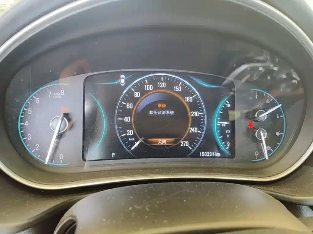 Buick Regal 2015 1.6T Elite Technology Edition — миниатюра 12