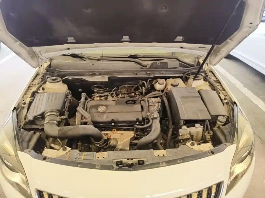 Buick Regal 2015 1.6T Elite Technology Edition — миниатюра 20