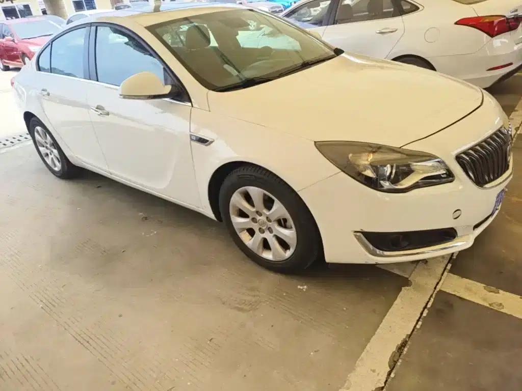 Buick Regal 2015 1.6T Elite Technology Edition — миниатюра 4