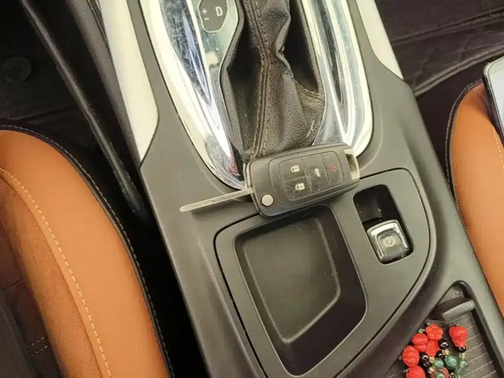 Buick Regal 2015 1.6T Elite Technology Edition — миниатюра 9