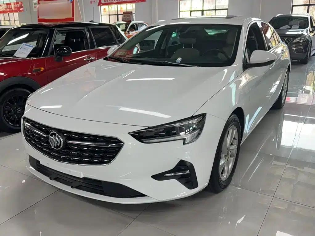 Buick Regal 2020 552T Elite — миниатюра 1