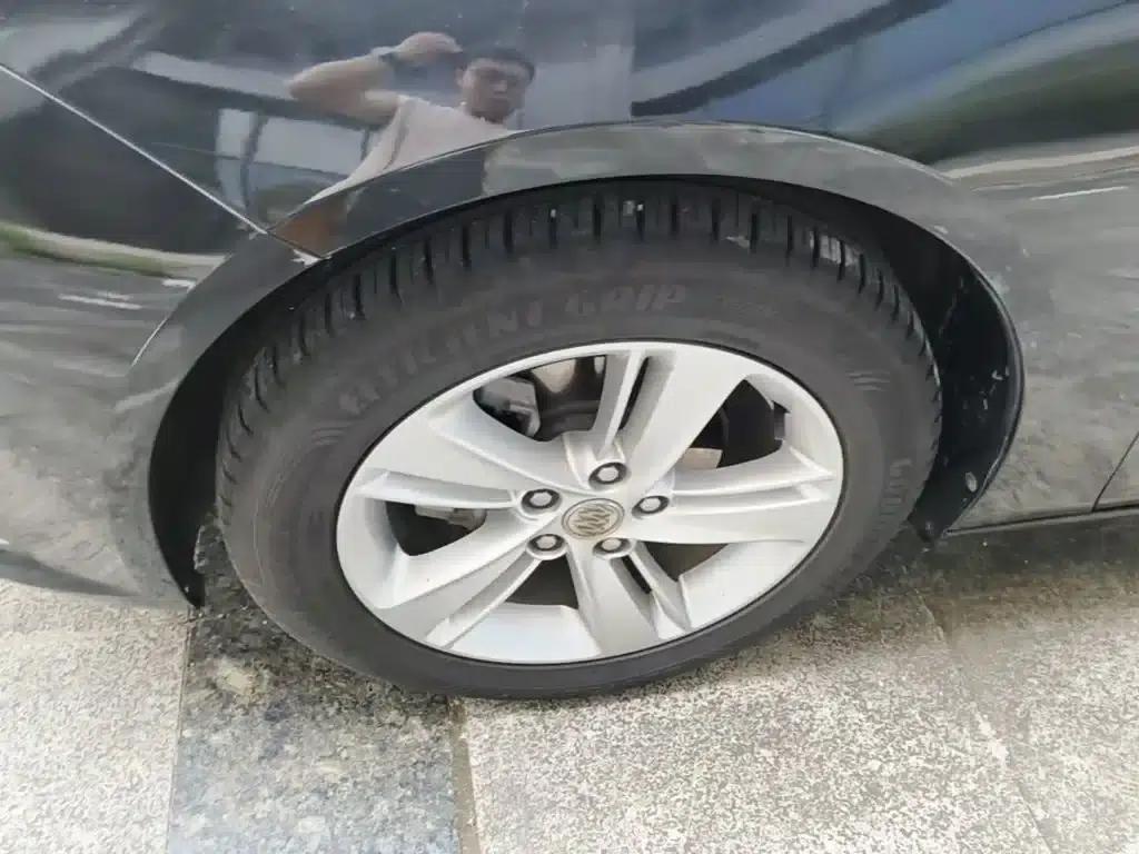 Buick Regal 2017 20T Elite — миниатюра 23