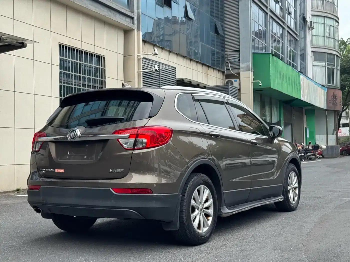 2017 Buick Envision Plus 20T 2WD Luxury — миниатюра 2