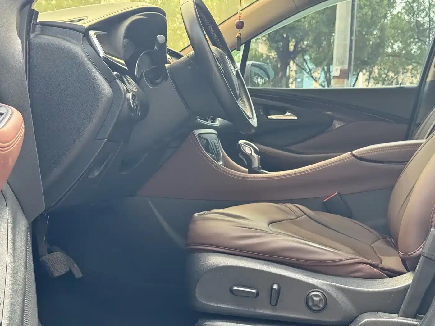 2017 Buick Envision Plus 20T 2WD Luxury — миниатюра 9
