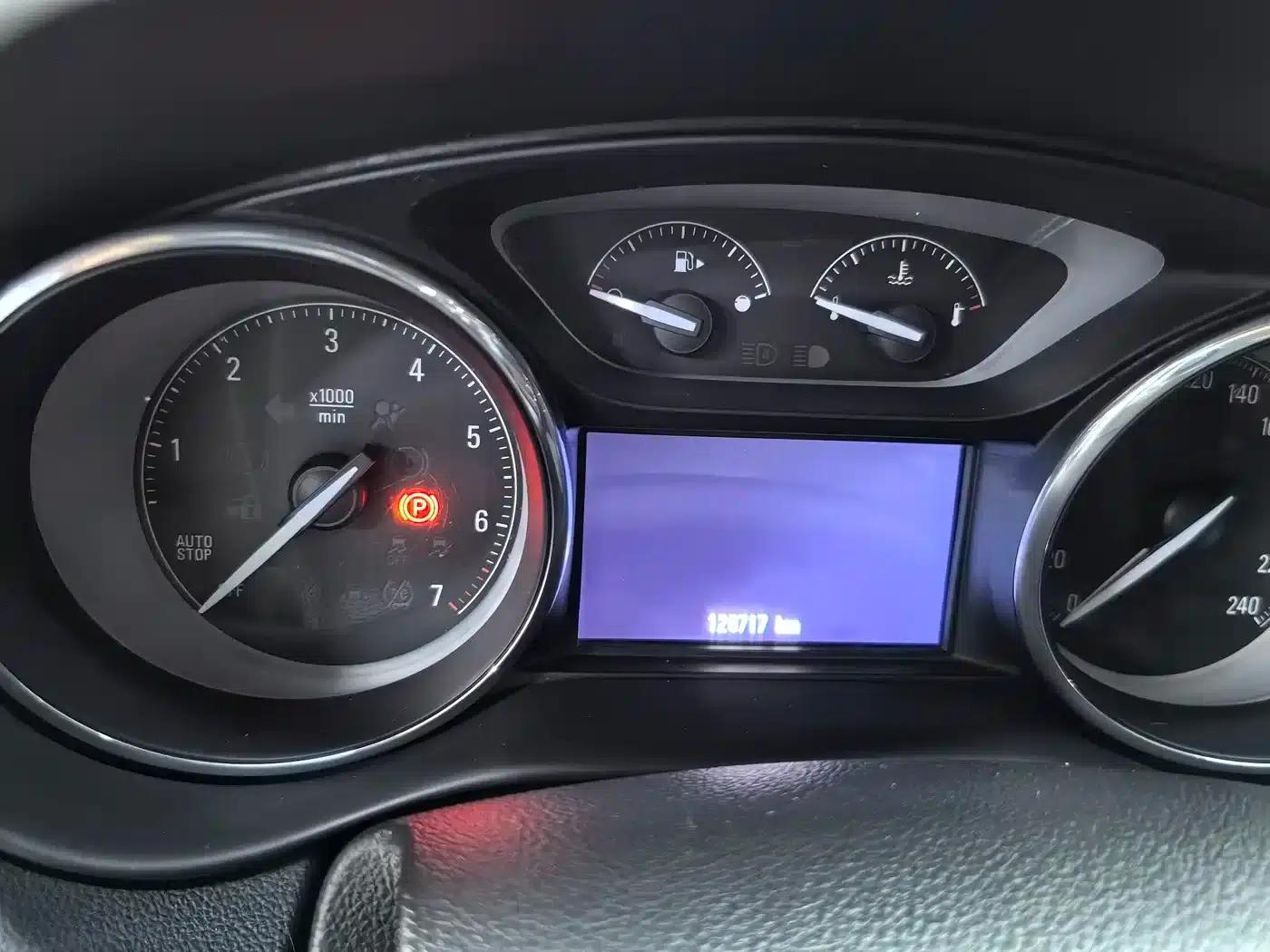 Envision Plus 2016 20T 2WD Elite — миниатюра 9